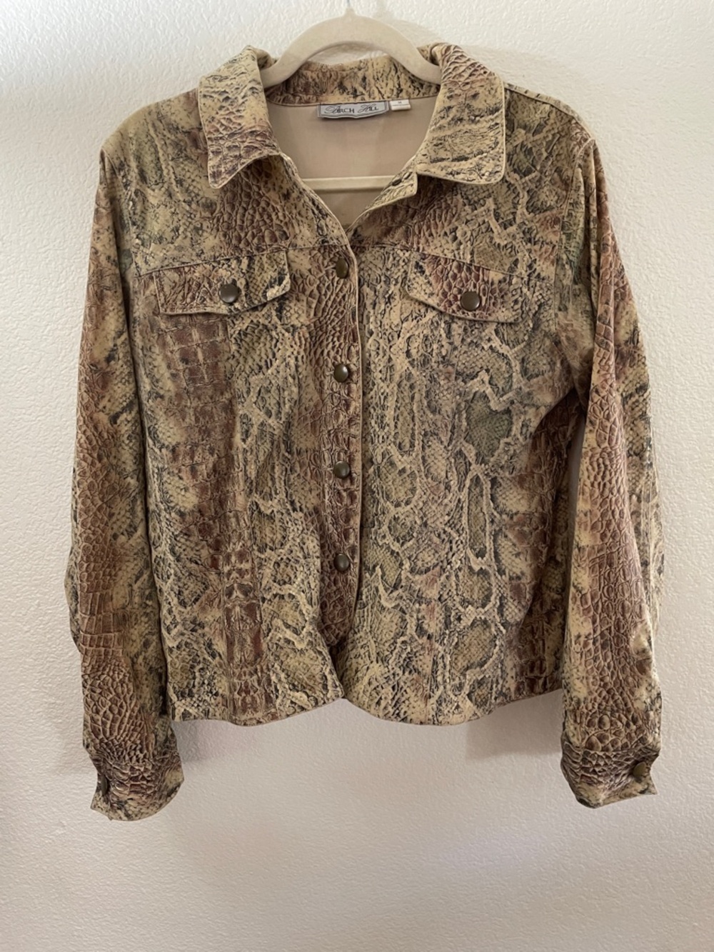 Snake-Print Button Front shacket Tan & Brown Birchhill western cowgirl biker M